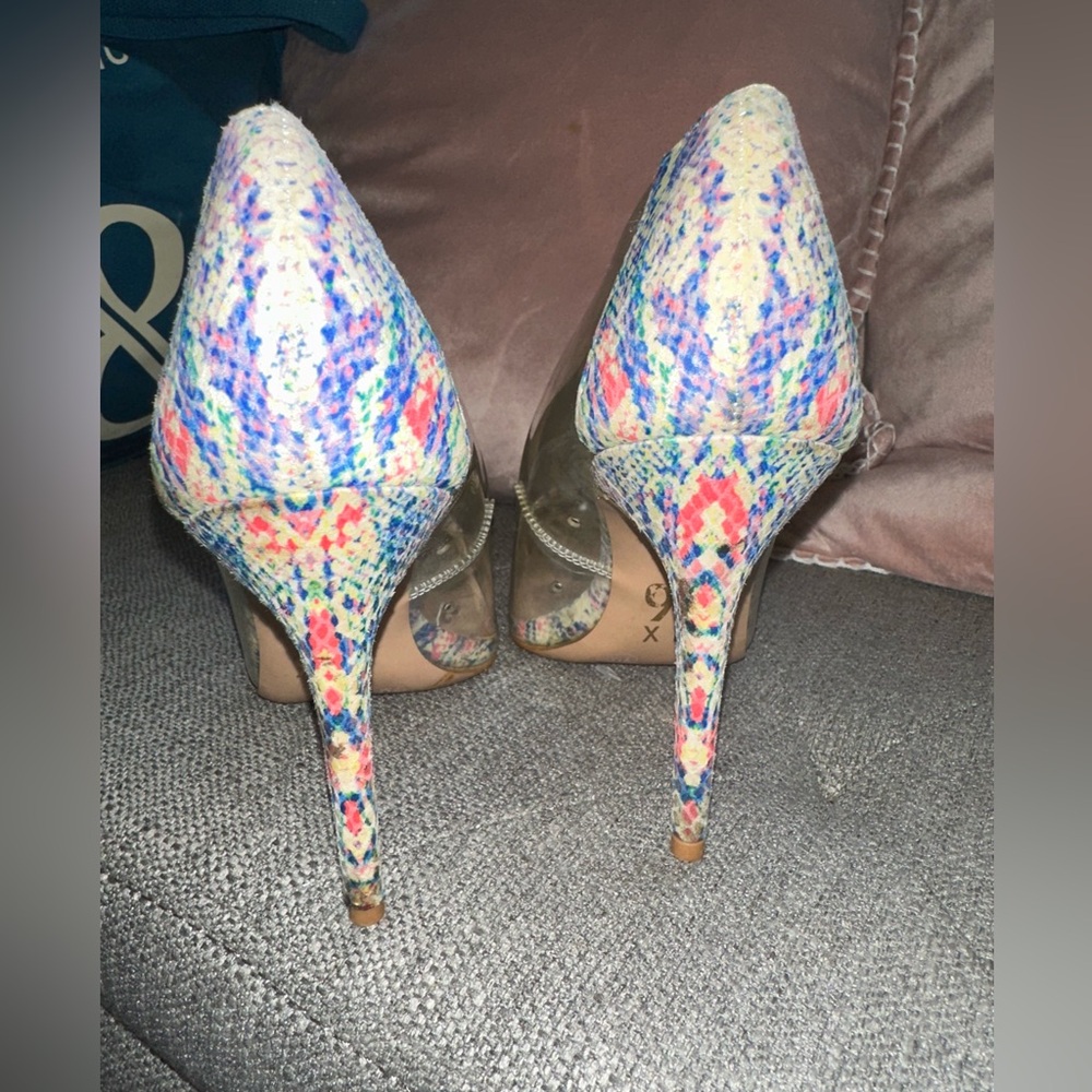 Heels🩵 - Picture 5 of 5